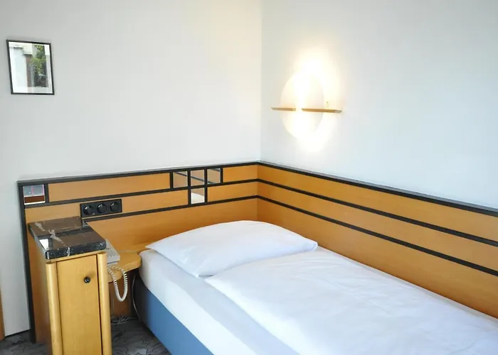 Hotel Waldperlach By Blattl Munich