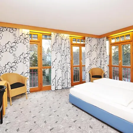 Otel Waldperlach By Blattl 3*