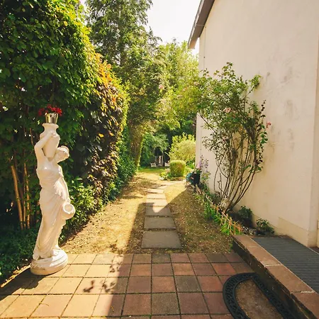 Waldperlach By Blattl 3* Μόναχο