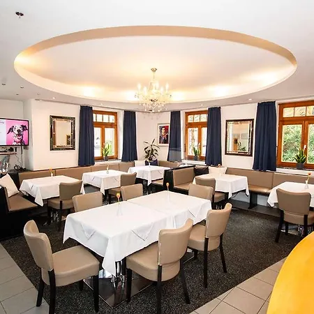 Waldperlach By Blattl Hotel München