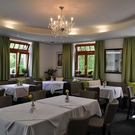 Otel Waldperlach By Blattl