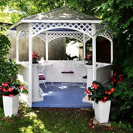 Hotel Waldperlach By Blattl 3*