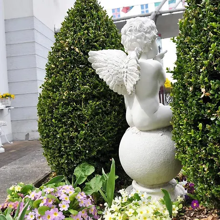 Hotel Waldperlach By Blattl Munique