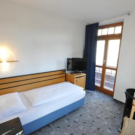 Hotel Waldperlach By Blattl