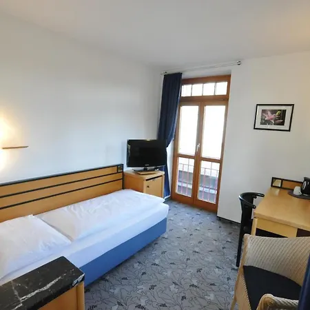 Hotel Waldperlach By Blattl 3*